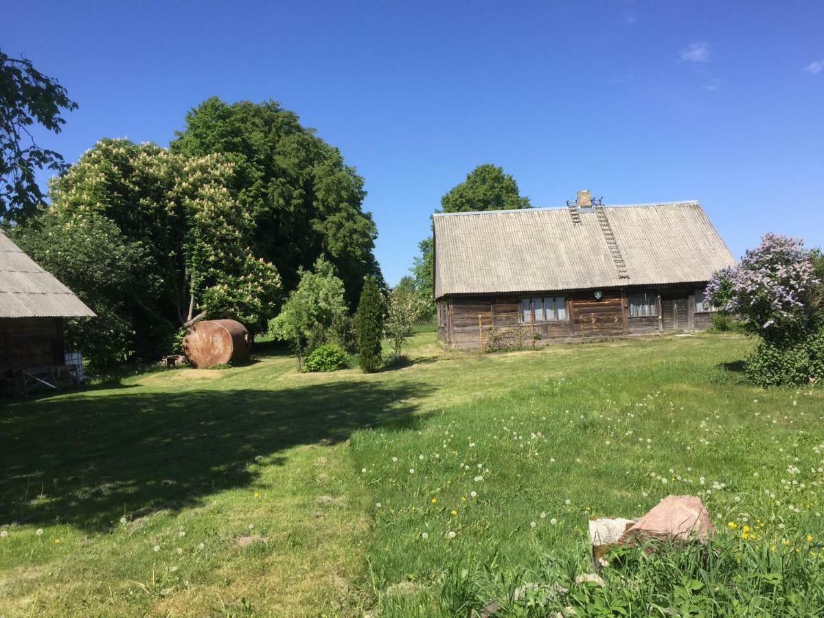 Brivdienu Lauku Maja Budnieki Akmendziras Exterior foto